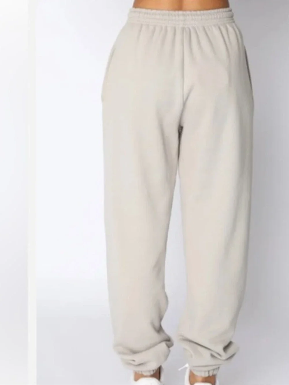 White Fox Boutique Not An Issue Sweatpants - Picture 2 of 7